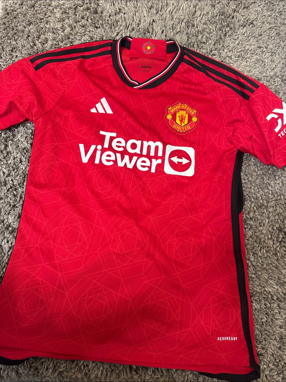 adidas men’s Manchester United Red & Black Home Jersey